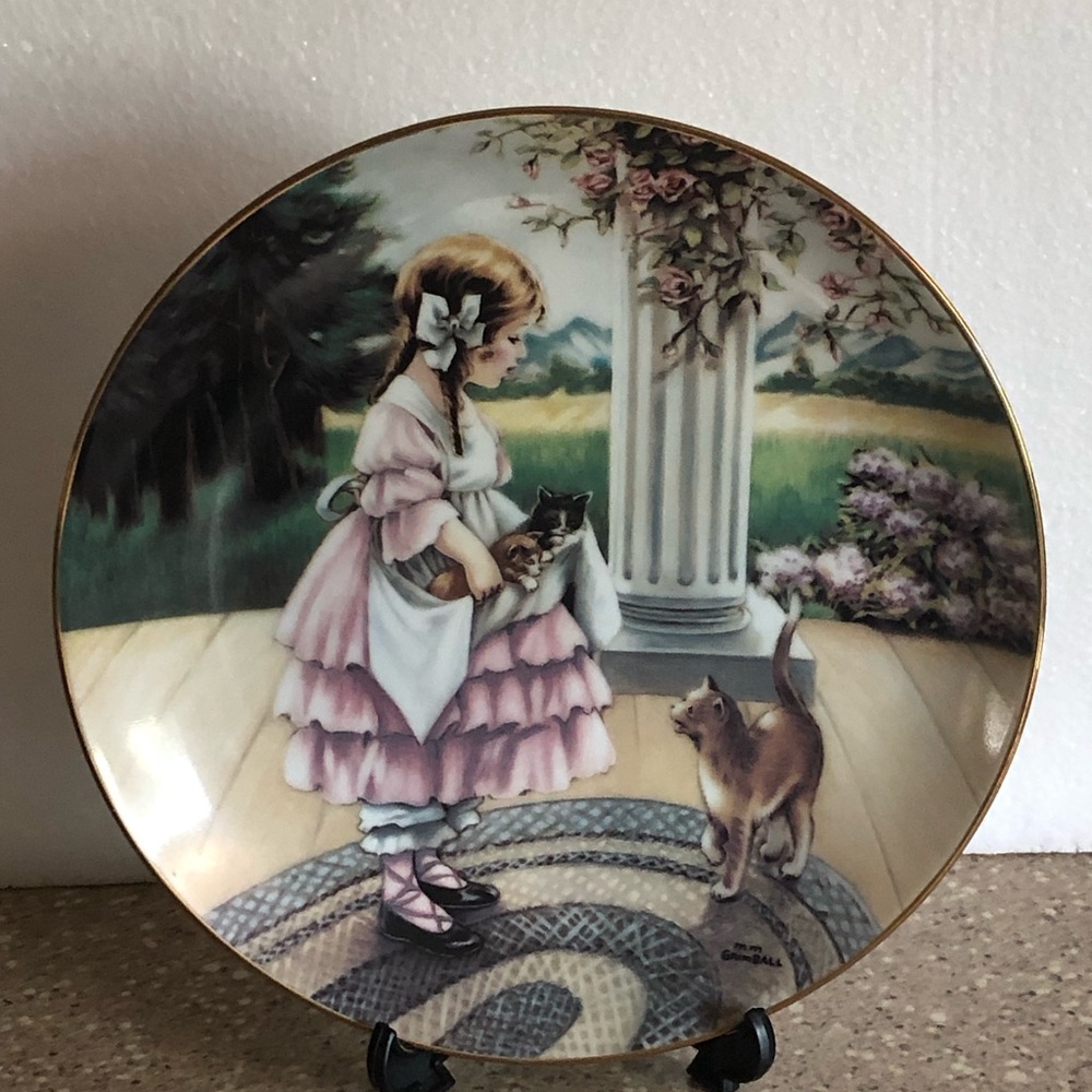 The Hamilton Collection “A Lap Full” Plate 1988 By MM Grimball Fond Memories